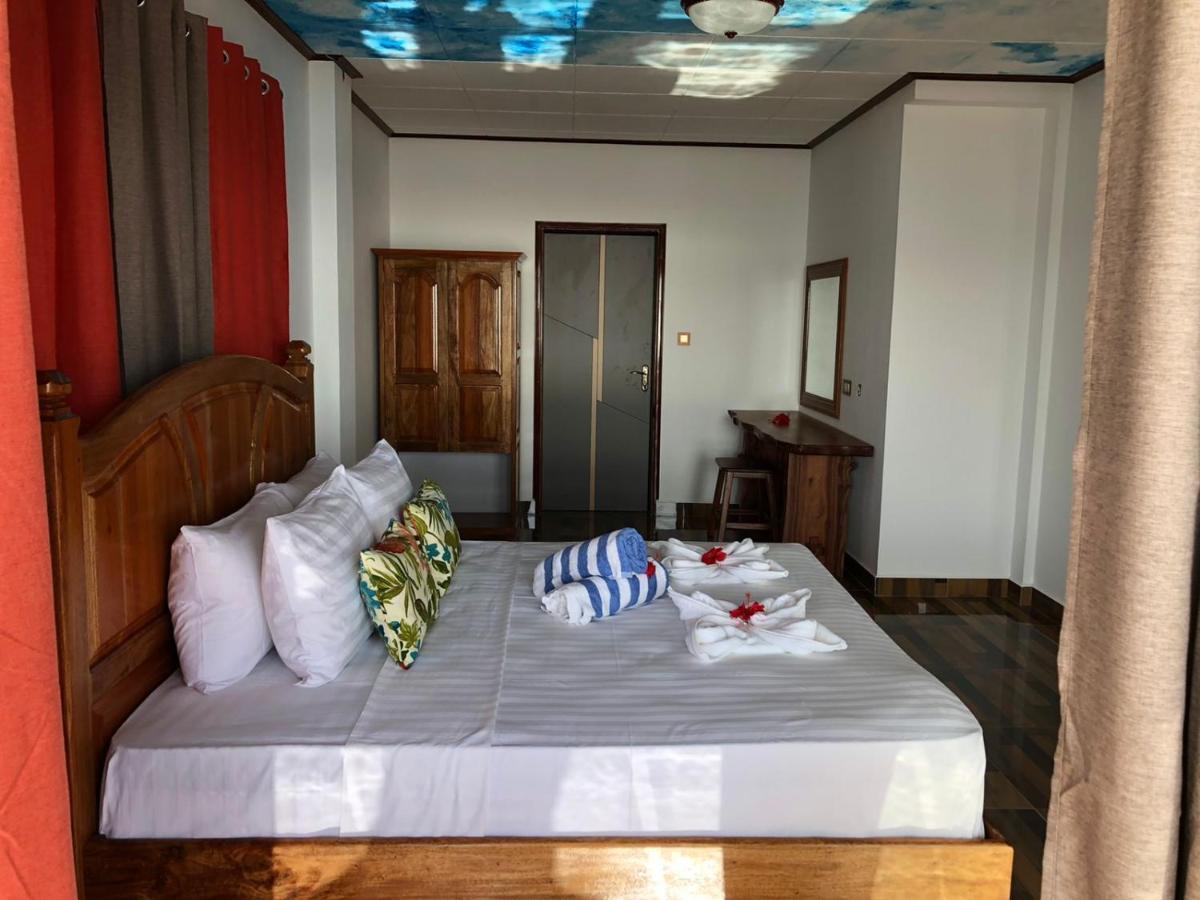 Mt Seaside Apartment ラ・ディーグ島 エクステリア 写真