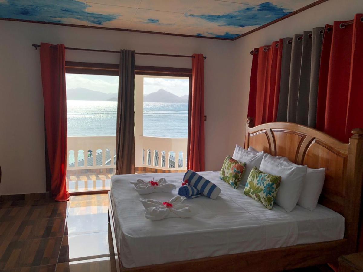 Mt Seaside Apartment ラ・ディーグ島 エクステリア 写真